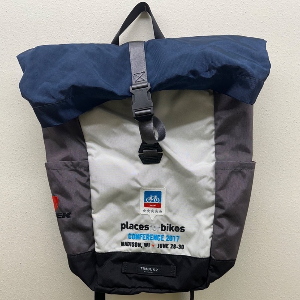 Timbuk2 Tuck Roll Top Laptop Backpack Navy Gray Commuter Bag EUC